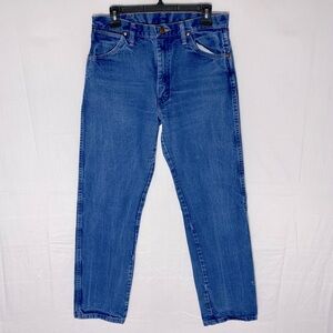 Vintage Wrangler Classic Med Wash Denim Straight Leg Blue Jeans 31